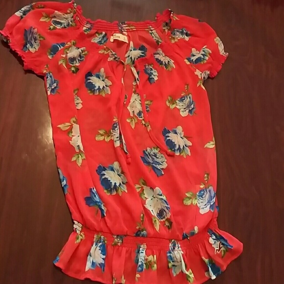 Women's sheer Hollister blouse, size S - Picture 2 of 3